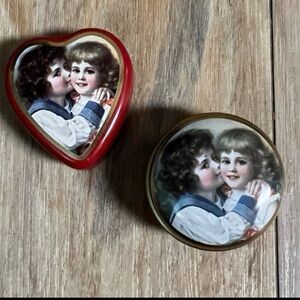 Hoffman - Vintage - Heart & Round Tin Boxes with Children Illustration